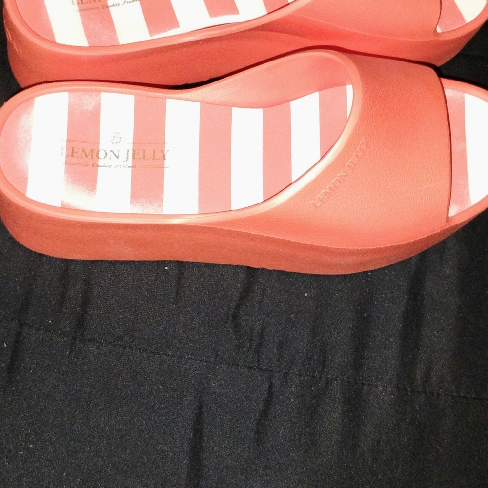 Lemon Jelly Coral Platform Slide Mules